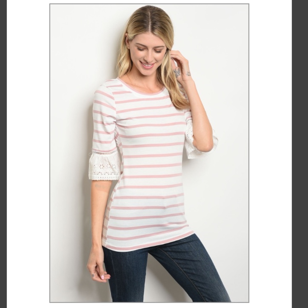 Ruffle sleeved top